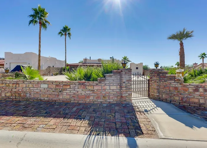 Mtn-view Casita W/ Rooftop Deck & Patio In Yuma!